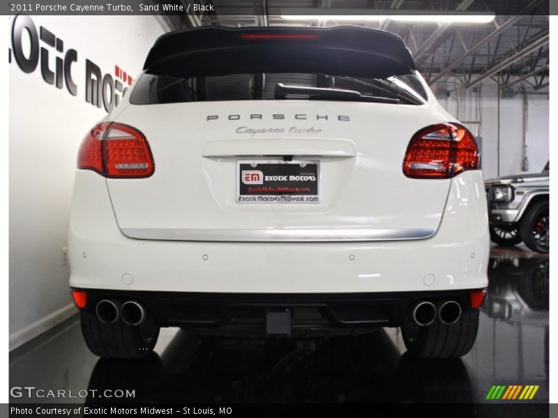 Sand White / Black 2011 Porsche Cayenne Turbo