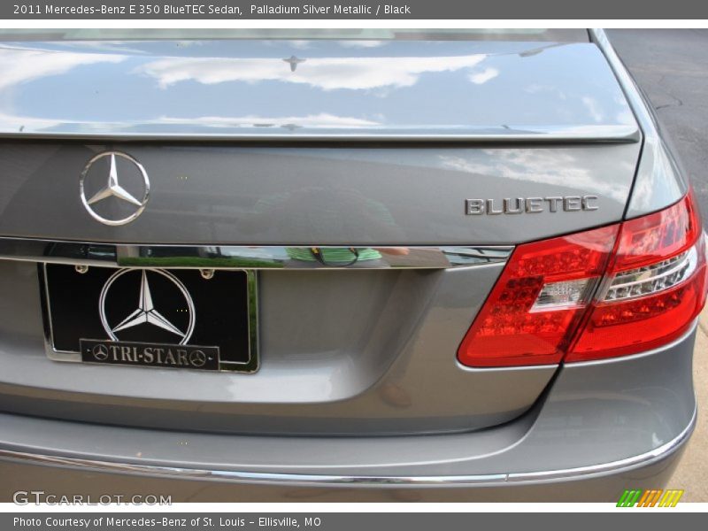 Palladium Silver Metallic / Black 2011 Mercedes-Benz E 350 BlueTEC Sedan
