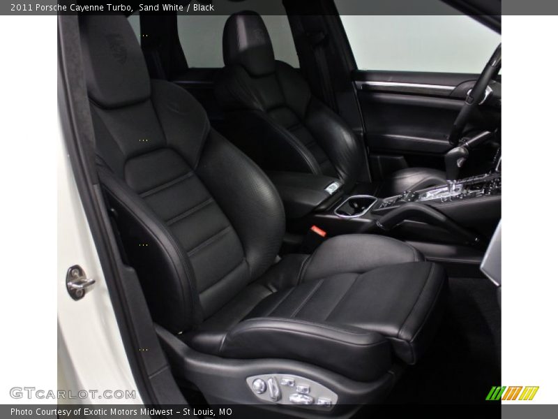 Front Seat of 2011 Cayenne Turbo