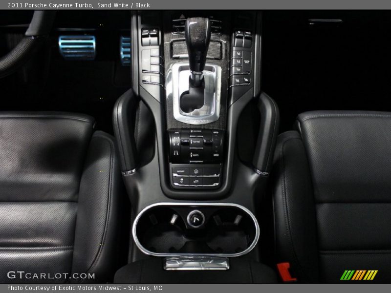 Controls of 2011 Cayenne Turbo