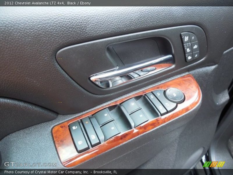 Black / Ebony 2012 Chevrolet Avalanche LTZ 4x4