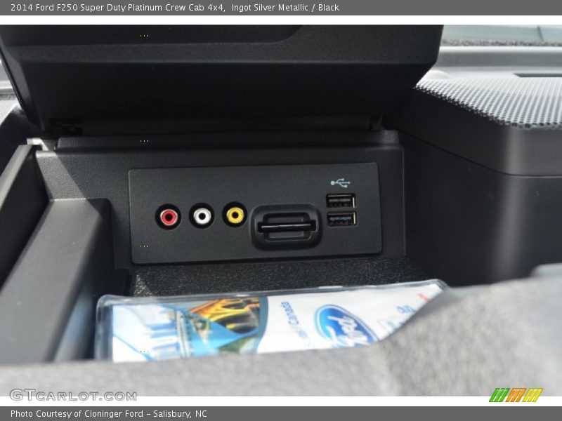 Ingot Silver Metallic / Black 2014 Ford F250 Super Duty Platinum Crew Cab 4x4