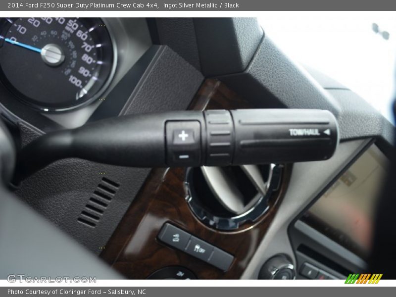 Controls of 2014 F250 Super Duty Platinum Crew Cab 4x4