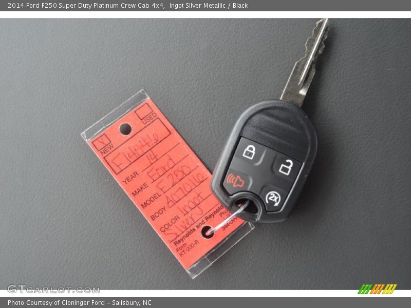 Keys of 2014 F250 Super Duty Platinum Crew Cab 4x4
