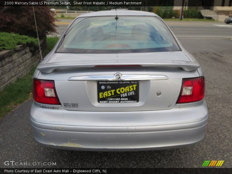 Silver Frost Metallic / Medium Parchment 2000 Mercury Sable LS Premium Sedan