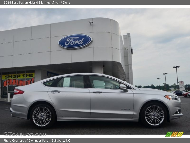  2014 Fusion Hybrid SE Ingot Silver