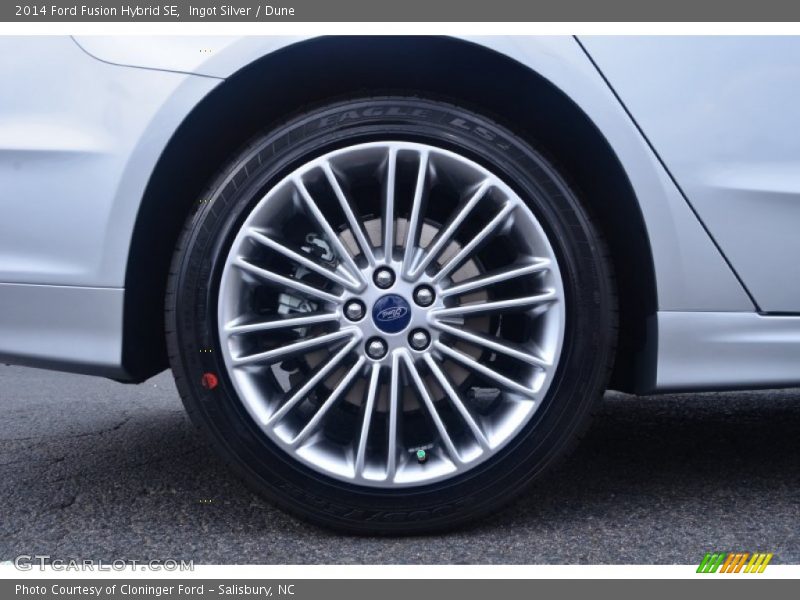 2014 Fusion Hybrid SE Wheel