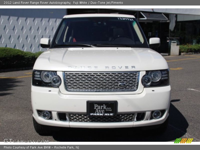 Fuji White / Duo-Tone Jet/Pimento 2012 Land Rover Range Rover Autobiography