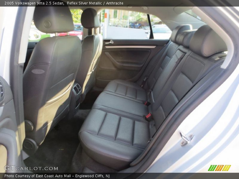 Reflex Silver Metallic / Anthracite 2005 Volkswagen Jetta 2.5 Sedan