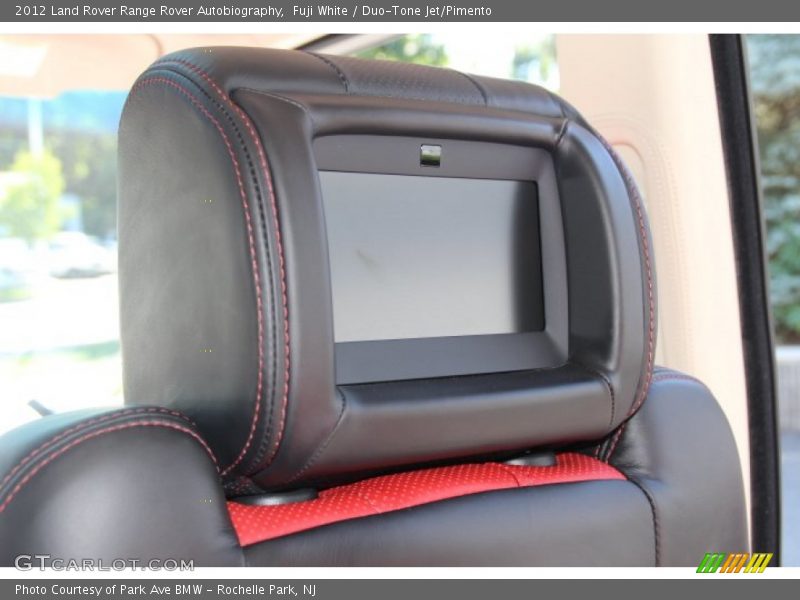 Entertainment System of 2012 Range Rover Autobiography