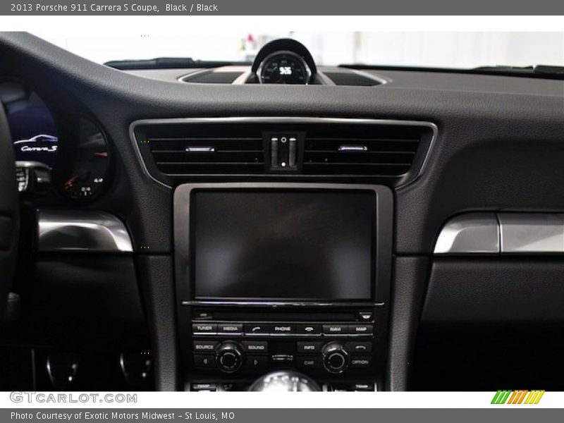 Controls of 2013 911 Carrera S Coupe