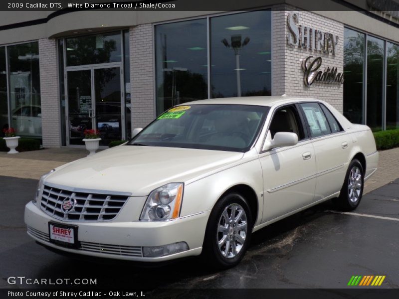White Diamond Tricoat / Shale/Cocoa 2009 Cadillac DTS
