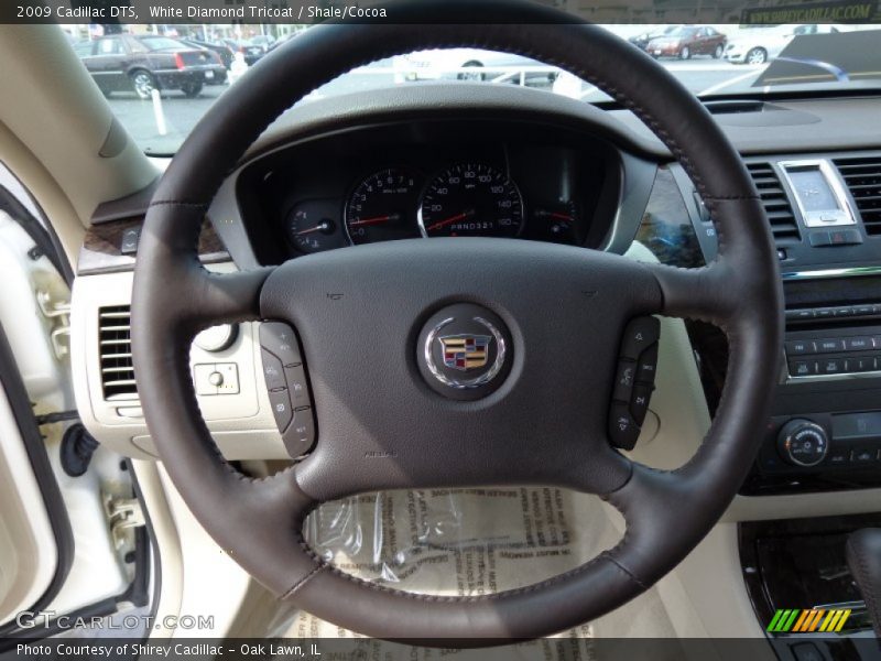 White Diamond Tricoat / Shale/Cocoa 2009 Cadillac DTS