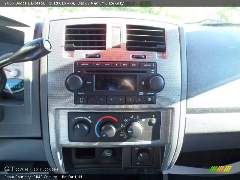 Black / Medium Slate Gray 2006 Dodge Dakota SLT Quad Cab 4x4