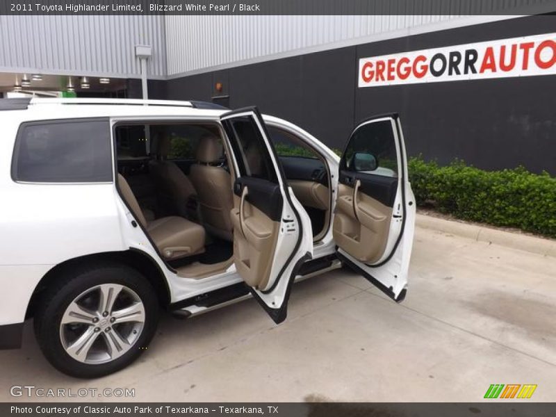 Blizzard White Pearl / Black 2011 Toyota Highlander Limited