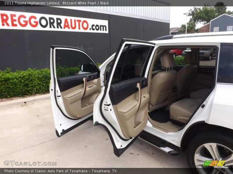 Blizzard White Pearl / Black 2011 Toyota Highlander Limited