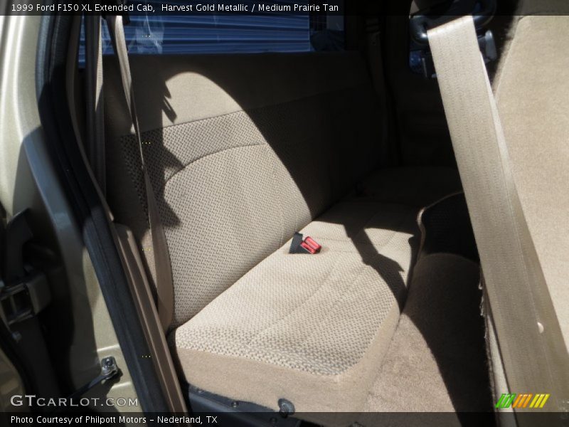 Harvest Gold Metallic / Medium Prairie Tan 1999 Ford F150 XL Extended Cab