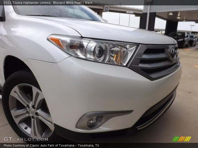 Blizzard White Pearl / Black 2011 Toyota Highlander Limited