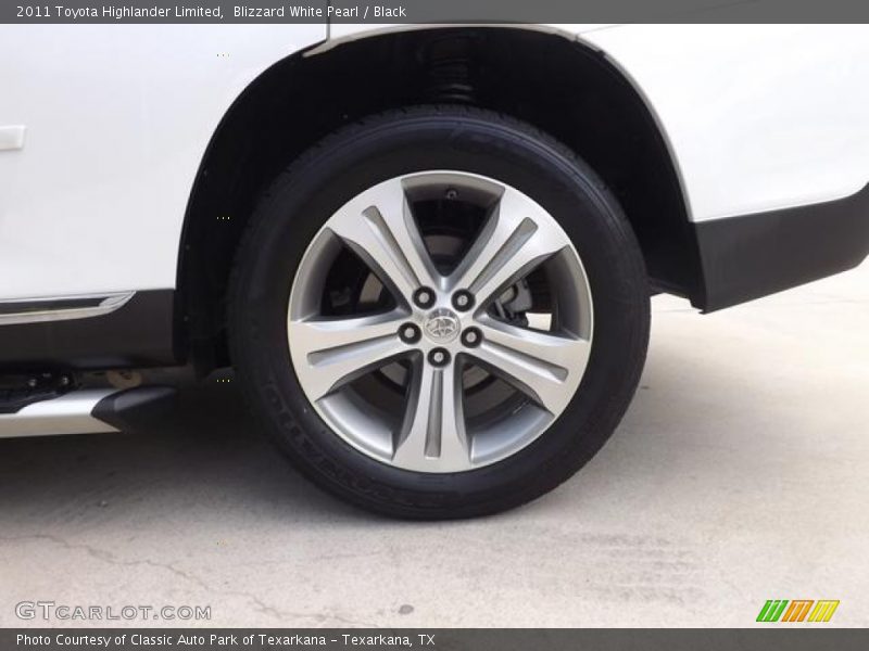 Blizzard White Pearl / Black 2011 Toyota Highlander Limited