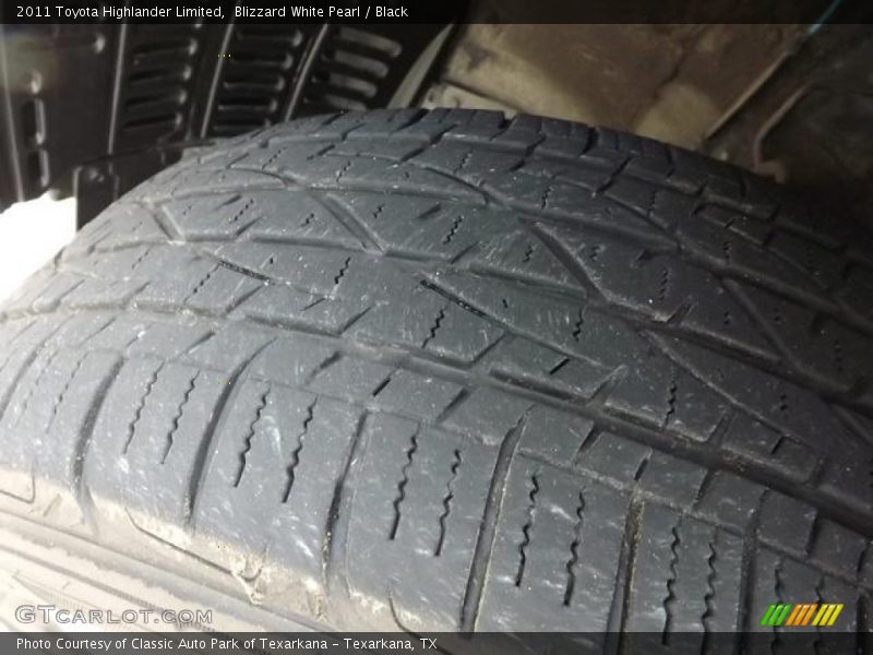 Blizzard White Pearl / Black 2011 Toyota Highlander Limited