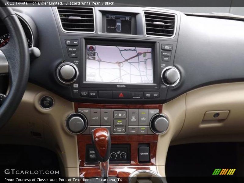 Blizzard White Pearl / Black 2011 Toyota Highlander Limited