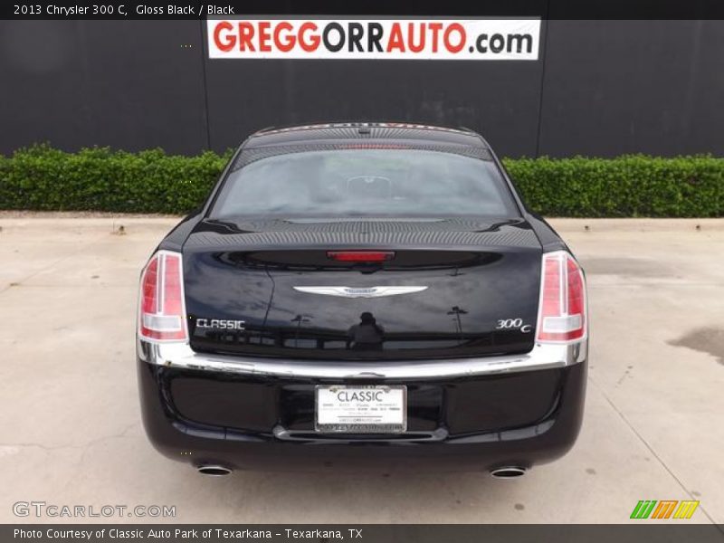 Gloss Black / Black 2013 Chrysler 300 C
