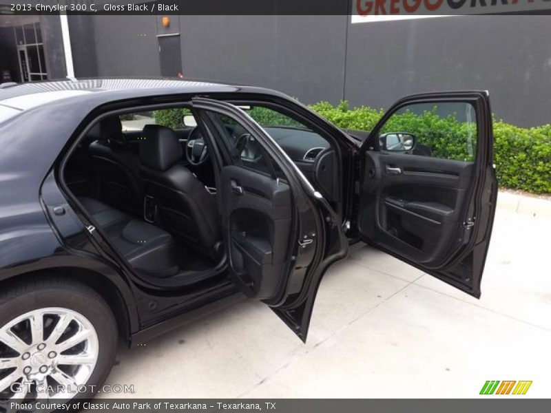 Gloss Black / Black 2013 Chrysler 300 C