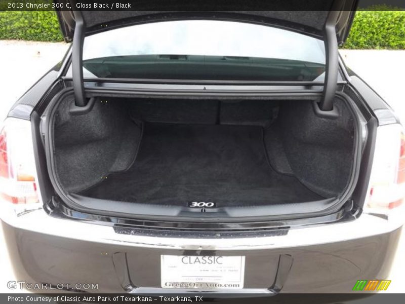 Gloss Black / Black 2013 Chrysler 300 C