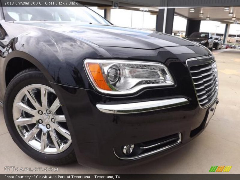 Gloss Black / Black 2013 Chrysler 300 C