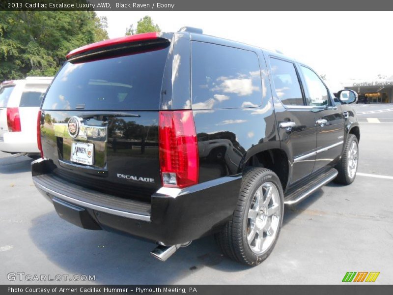 Black Raven / Ebony 2013 Cadillac Escalade Luxury AWD