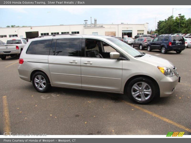 Silver Pearl Metallic / Black 2009 Honda Odyssey Touring