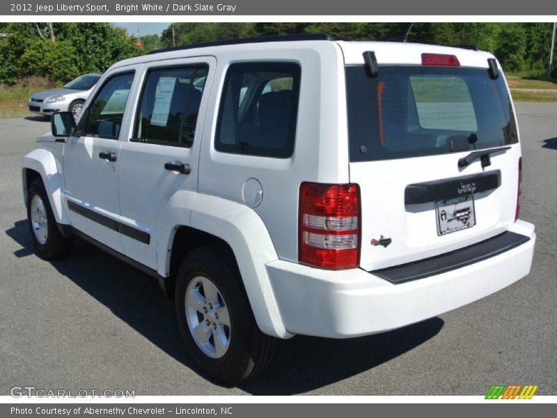 Bright White / Dark Slate Gray 2012 Jeep Liberty Sport