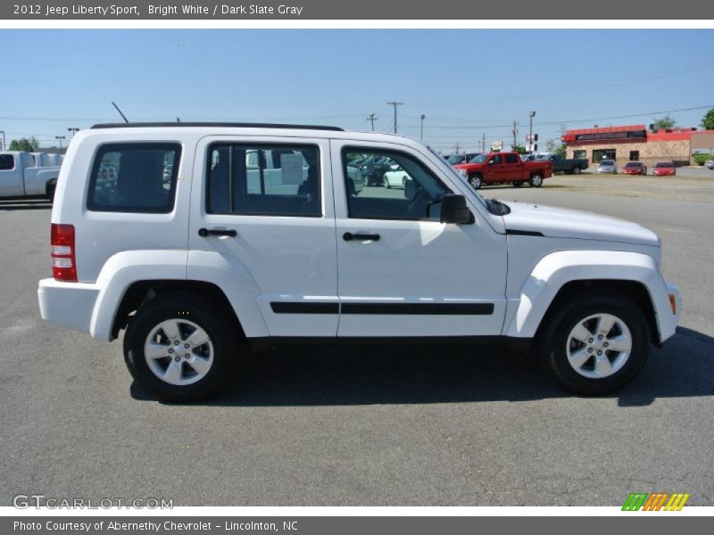 Bright White / Dark Slate Gray 2012 Jeep Liberty Sport