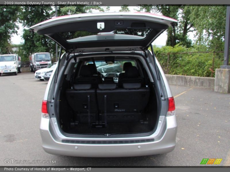 Silver Pearl Metallic / Black 2009 Honda Odyssey Touring