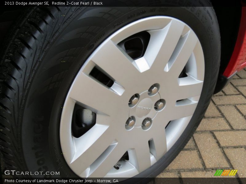 Redline 2-Coat Pearl / Black 2013 Dodge Avenger SE