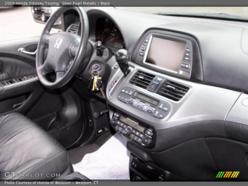 Silver Pearl Metallic / Black 2009 Honda Odyssey Touring