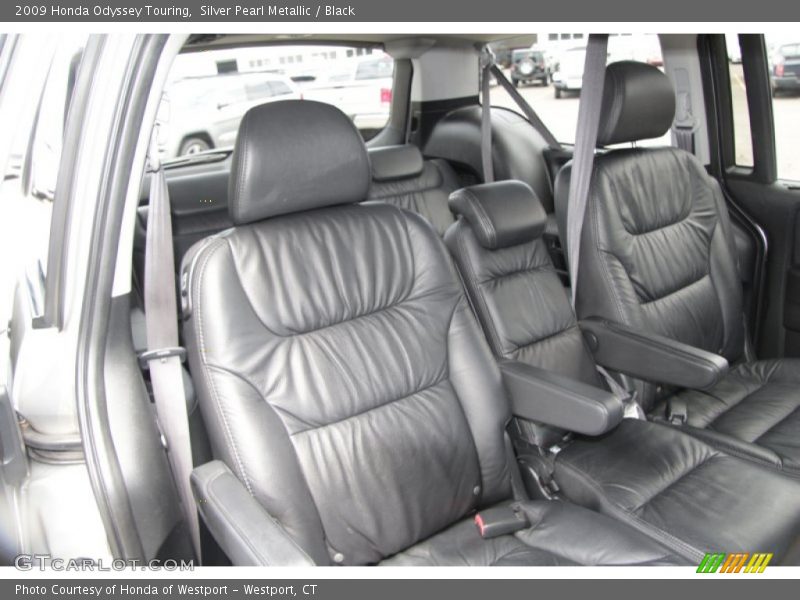 Silver Pearl Metallic / Black 2009 Honda Odyssey Touring