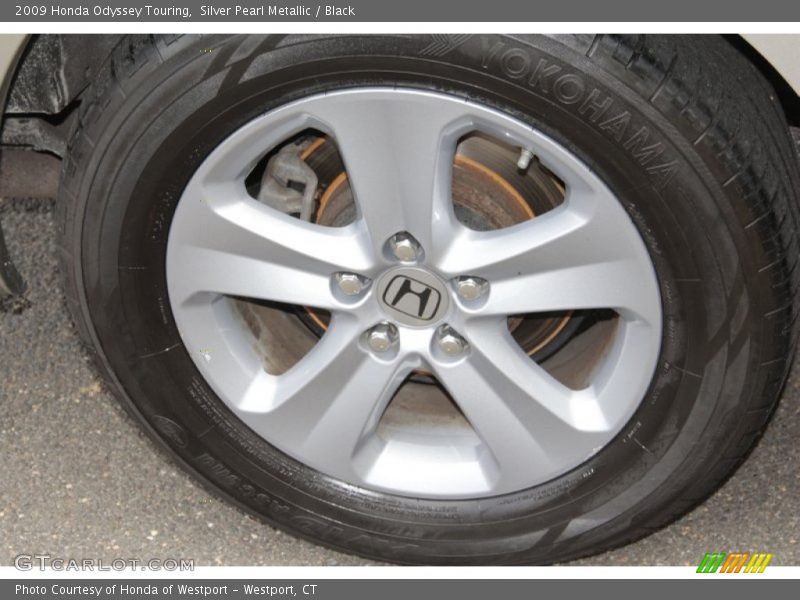 Silver Pearl Metallic / Black 2009 Honda Odyssey Touring
