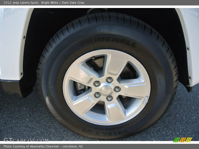 Bright White / Dark Slate Gray 2012 Jeep Liberty Sport