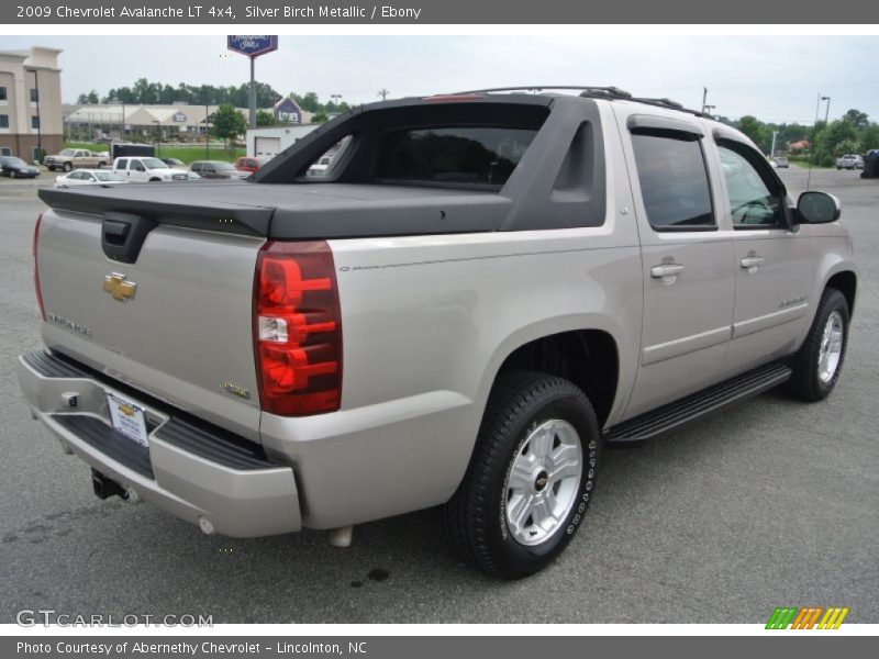 Silver Birch Metallic / Ebony 2009 Chevrolet Avalanche LT 4x4