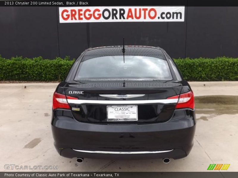 Black / Black 2013 Chrysler 200 Limited Sedan