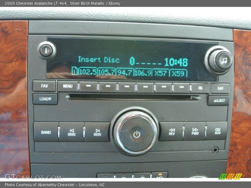 Silver Birch Metallic / Ebony 2009 Chevrolet Avalanche LT 4x4