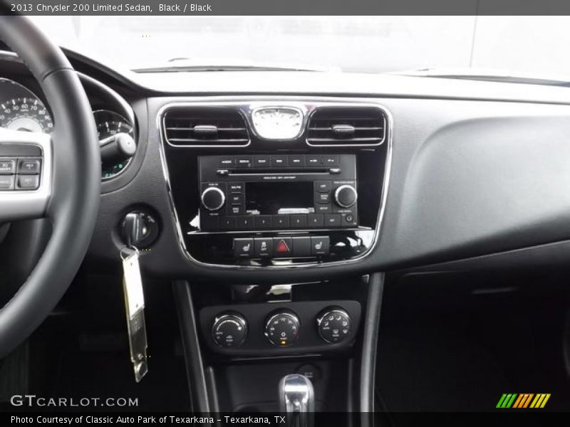 Black / Black 2013 Chrysler 200 Limited Sedan