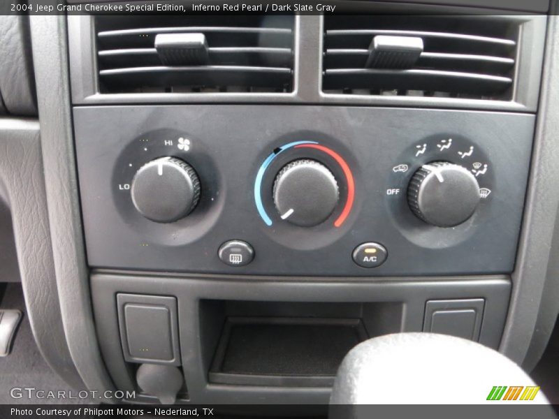 Controls of 2004 Grand Cherokee Special Edition