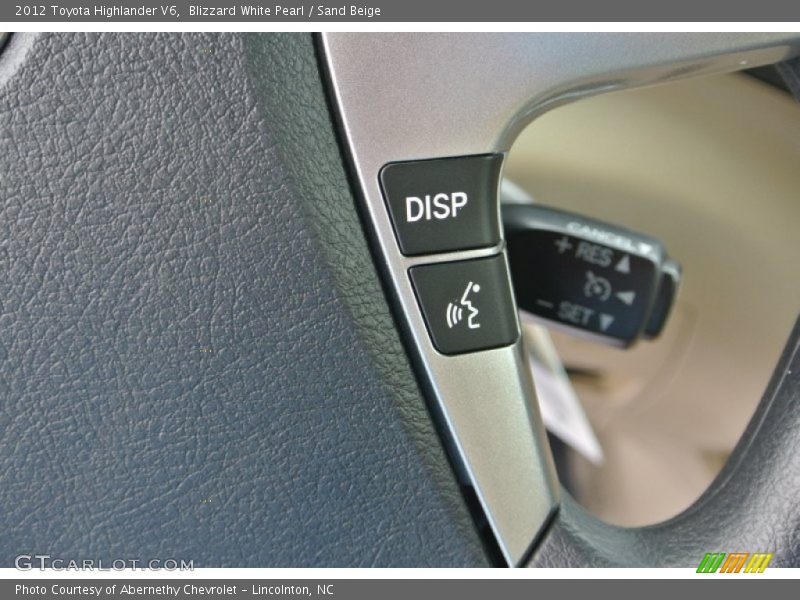 Blizzard White Pearl / Sand Beige 2012 Toyota Highlander V6