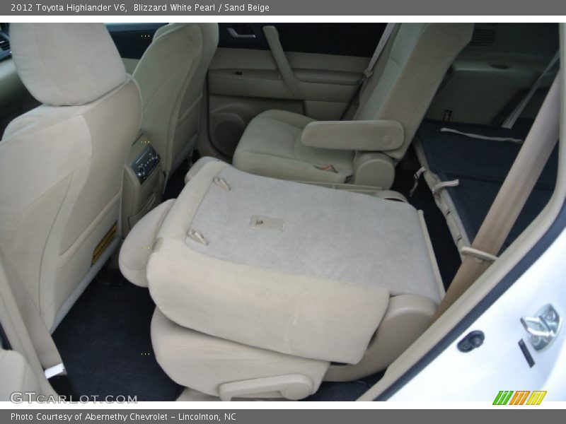 Blizzard White Pearl / Sand Beige 2012 Toyota Highlander V6