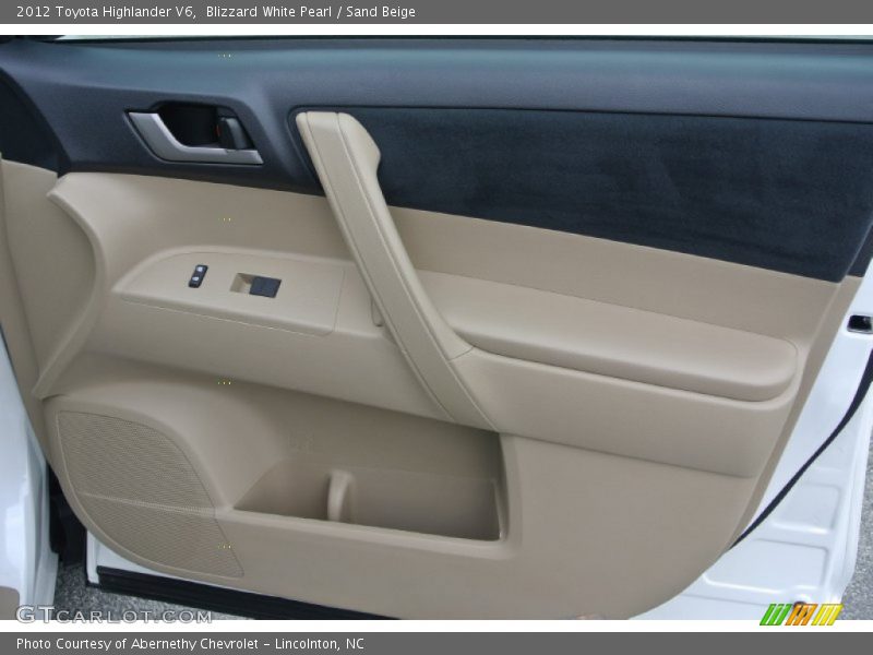 Blizzard White Pearl / Sand Beige 2012 Toyota Highlander V6