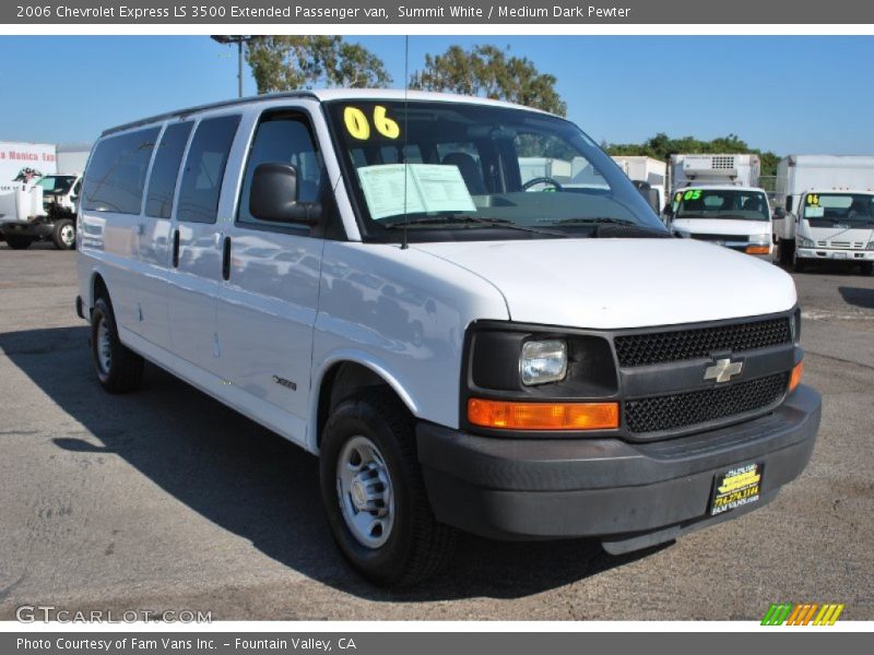 Summit White / Medium Dark Pewter 2006 Chevrolet Express LS 3500 Extended Passenger van