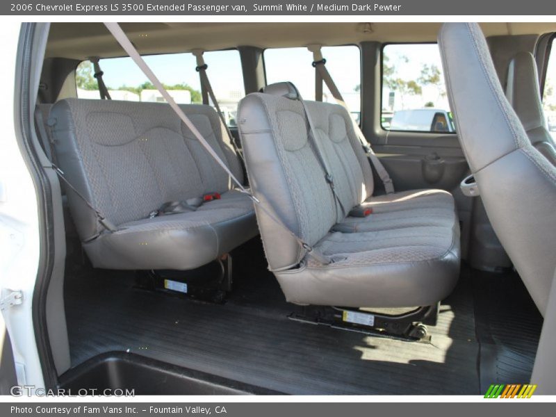 Summit White / Medium Dark Pewter 2006 Chevrolet Express LS 3500 Extended Passenger van