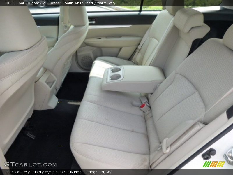 Satin White Pearl / Warm Ivory 2011 Subaru Outback 2.5i Wagon